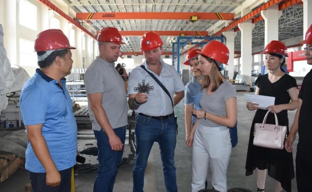 Bolong Bolong | Russian foreign delegation came to our company